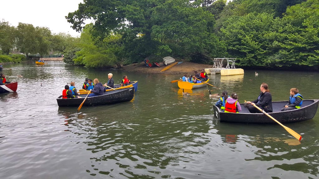 Finsbury Park Cafe Boats Hire